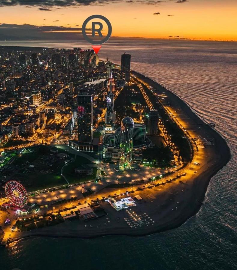 Roini Apartment Batumi Exteriör bild