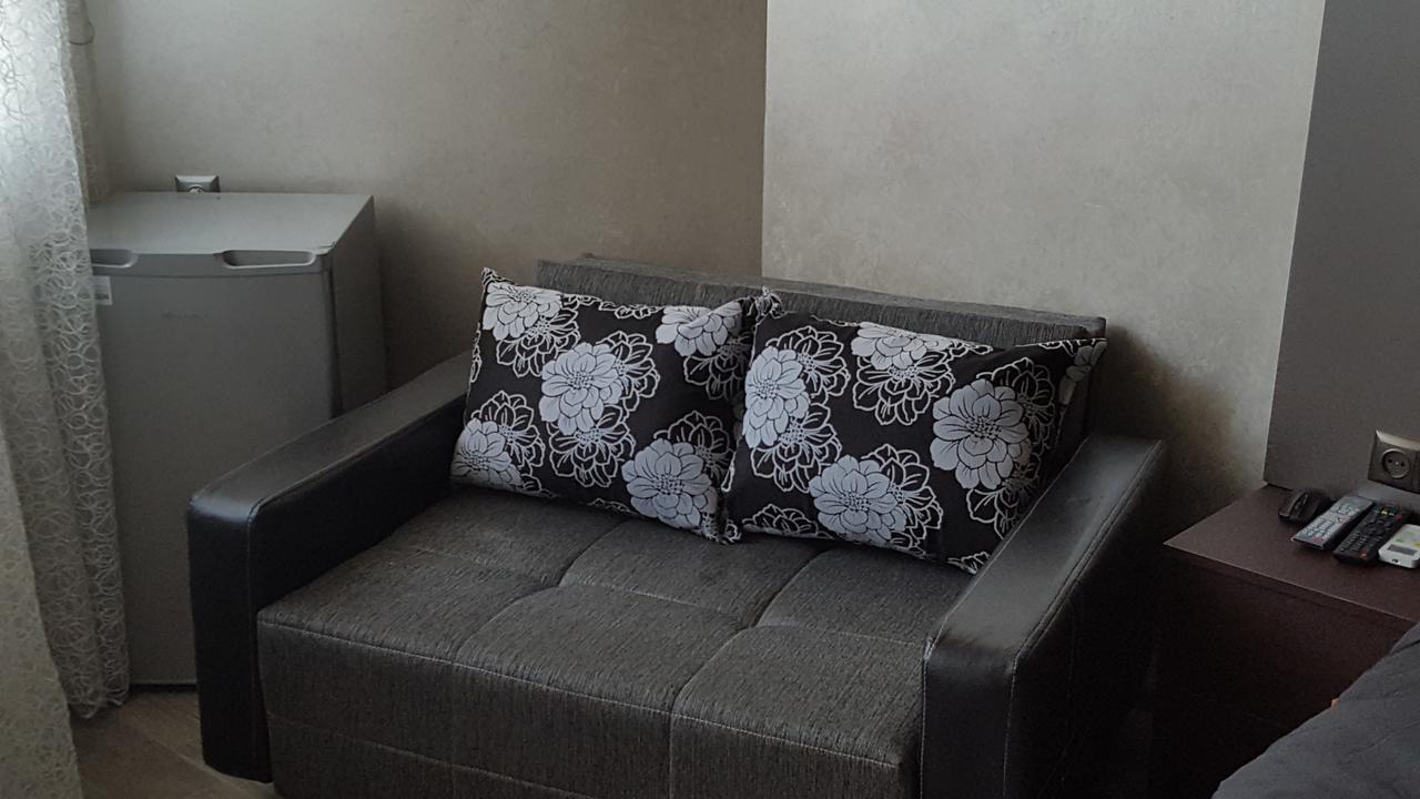 Roini Apartment Batumi Exteriör bild